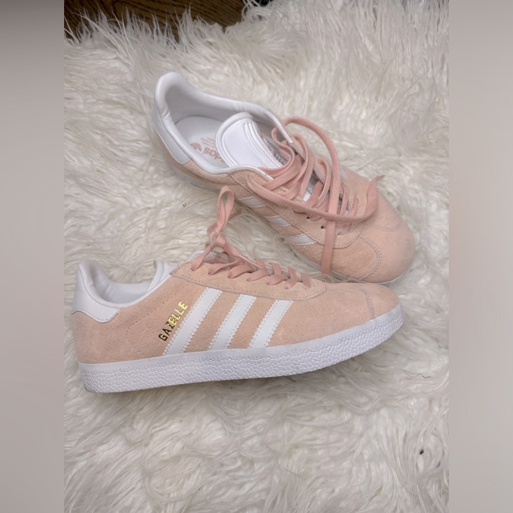 Adidas Gazelle in soft pink suede. Size 6.5